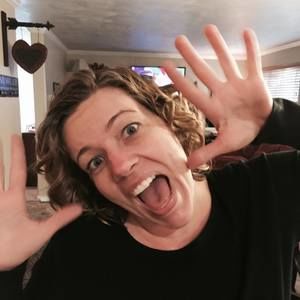 Meet your Posher, Julie